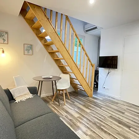 Delattre Apartmán *